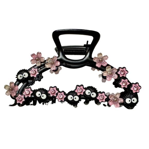 🆕 Studio Ghibli Spirited Away Soot Sprite & Sakura 🌸 Claw Hair Clip - Picture 1 of 6